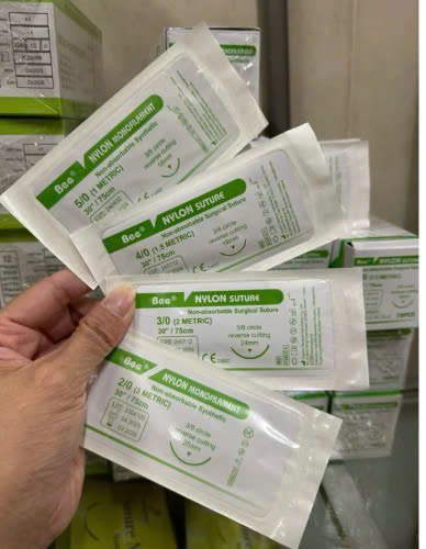 Chỉ khâu phẫu thuật không tan Bee nylon suture 5/0 (H/12 sợi)